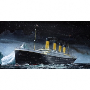 REVELL  - Лайнер Титаник