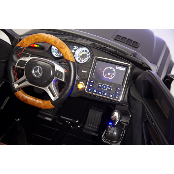 Продукт Акумулаторен джип Mercedes Benz GL63 AMG с дисплей, 12V12Ah  - 0 - BG Hlapeta