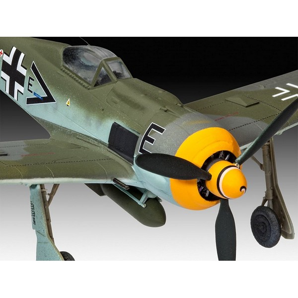 Продукт Revell Фоки Улф Fw190 F-8 – сглобяем модел - 0 - BG Hlapeta