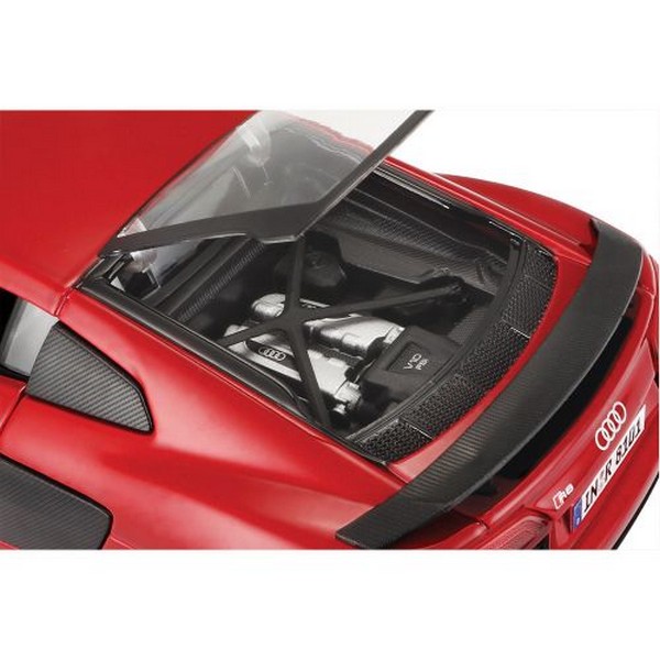 Продукт MAISTO ASSEMBLY LINE - Кола SPAL за сглобяване Audi R8 V10 Plus 1:24  - 0 - BG Hlapeta