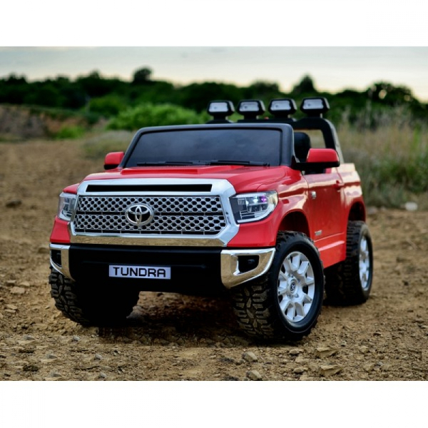 Акумулаторен джип TOYOTA Tundra 12V, с меки гуми, кожена седалка