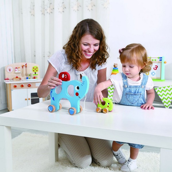 Продукт Tooky Toy Семейство слончета - Дървена играчка за дърпане - 0 - BG Hlapeta