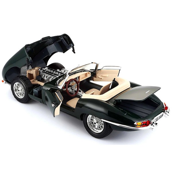 Продукт Bburago Gold Jaguar'E'Cabrio 1961 - Модел на кола 1:18 - 0 - BG Hlapeta