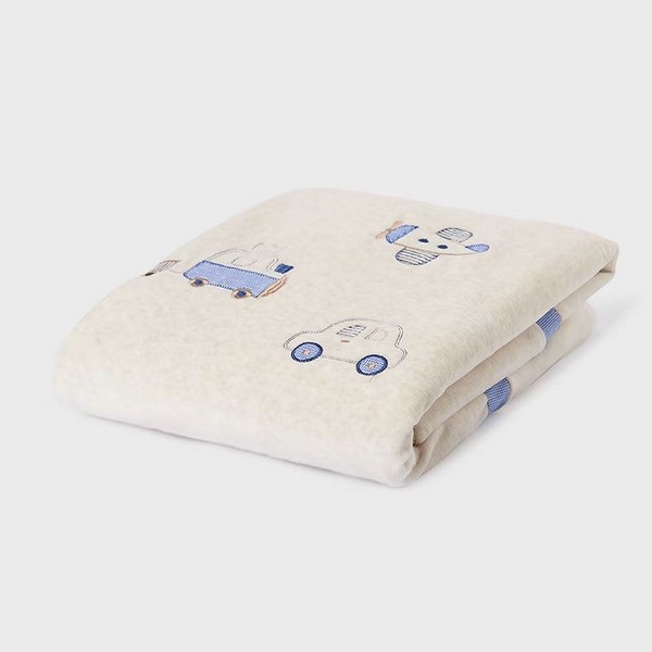 Продукт Mayoral - Бебешко одеяло с бродирани илюстрации - 0 - BG Hlapeta