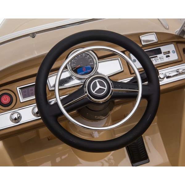 Продукт Акумулаторна кола Licensed Mercedes Benz 300S 12V с меки гуми и кожена седалка - 0 - BG Hlapeta