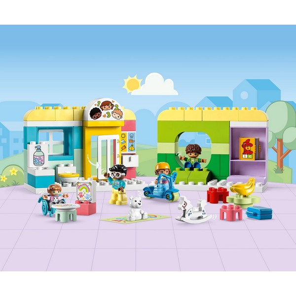 Продукт LEGO DUPLO Town - Един ден в центъра за грижи - 0 - BG Hlapeta