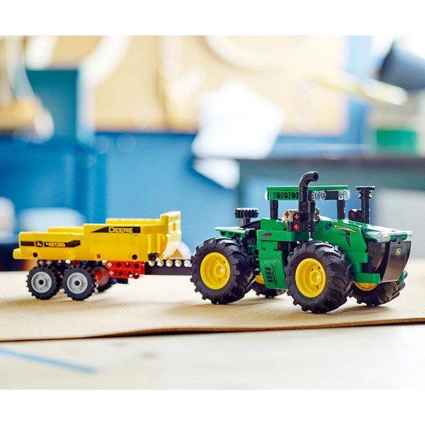 Продукт LEGO Technic - John Deere 9620R 4WD Tractor - 0 - BG Hlapeta