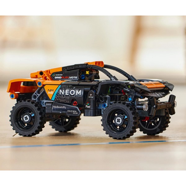 Продукт LEGO Technic - Състезателна кола NEOM McLaren Extreme E - 0 - BG Hlapeta