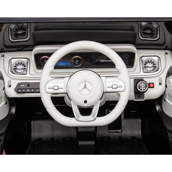 Продукт Акумулаторна кола Licensed Mercedes Benz EQG 12V с меки гуми и кожена седалка - 0 - BG Hlapeta