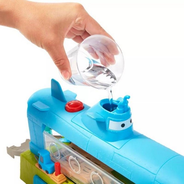 Продукт Mattel Color Change Whale Car Wash Lightning McQueen - Писта с една кола - 0 - BG Hlapeta