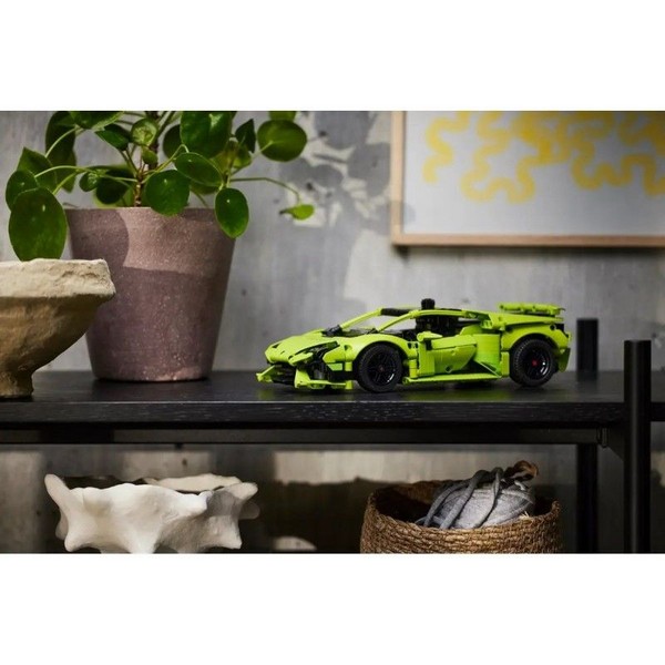 Продукт LEGO Technic Lamborghini Huracán Tecnica - Конструктор - 0 - BG Hlapeta