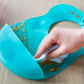 Tommee Tippee Roll n Go - Мек силиконов лигавник , навива се на компактно руло за лесно прибиране, 6м+ Продукт Tommee Tippee Roll n Go - Мек силиконов лигавник , навива се на компактно руло за лесно прибиране, 6м+ - 10 - BG Hlapeta
