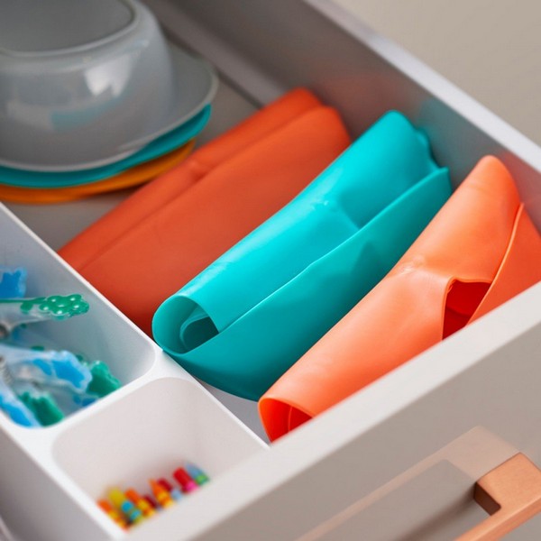 Продукт Tommee Tippee Roll n Go - Мек силиконов лигавник , навива се на компактно руло за лесно прибиране, 6м+ - 0 - BG Hlapeta