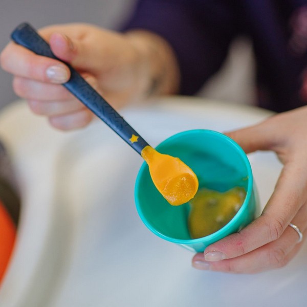 Продукт Tommee Tippee - Термосензорни лъжици с антибактериално покритие BACSHIELD, 4м+, 4 бр./оп. - 0 - BG Hlapeta