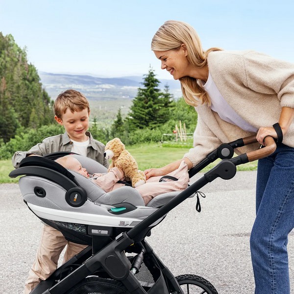 Продукт BeSafe Go Beyond - Стол за кола 40-87 см. + База - 0 - BG Hlapeta