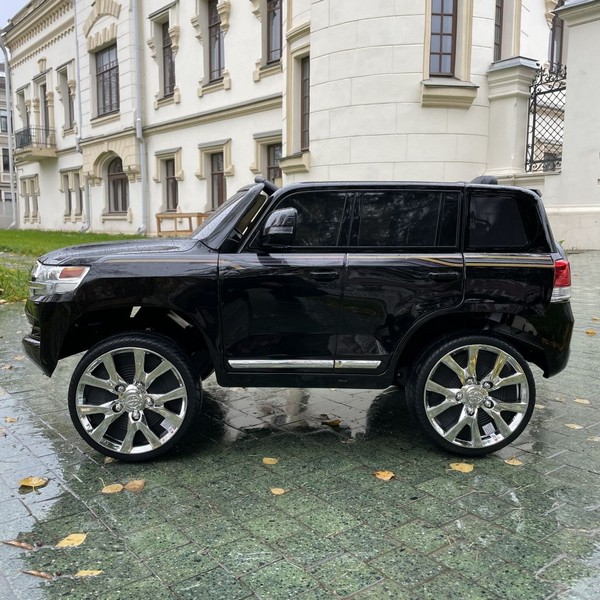 Продукт Акумулаторен джип TOYOTA LAND CRUISER ,12V батерия, C MP3, с меки гуми с кожена седалка - 0 - BG Hlapeta
