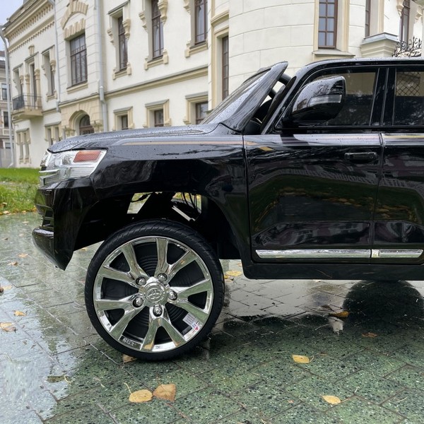 Продукт Акумулаторен джип TOYOTA LAND CRUISER ,12V батерия, C MP3, с меки гуми с кожена седалка - 0 - BG Hlapeta