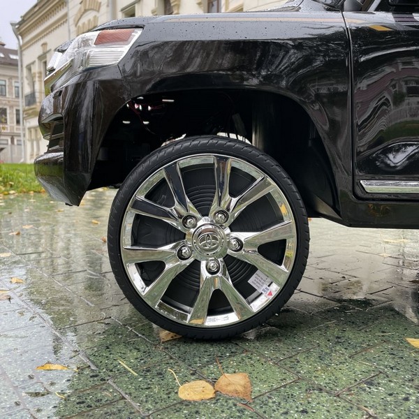 Продукт Акумулаторен джип TOYOTA LAND CRUISER ,12V батерия, C MP3, с меки гуми с кожена седалка - 0 - BG Hlapeta