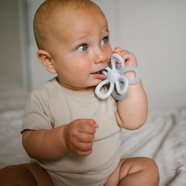 Продукт Babyono цвете - Силиконова гризалка - 0 - BG Hlapeta
