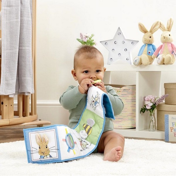 Продукт RTOYS Зайчето Питър - Тиха книжка - 0 - BG Hlapeta