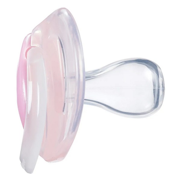 Продукт Tommee Tippee NIGHT TIME - Комплект от 2 бр. ортодонтични залъгалки със светеща в тъмното дръжка, 6-18м, в кутия за стерилизиране - 0 - BG Hlapeta