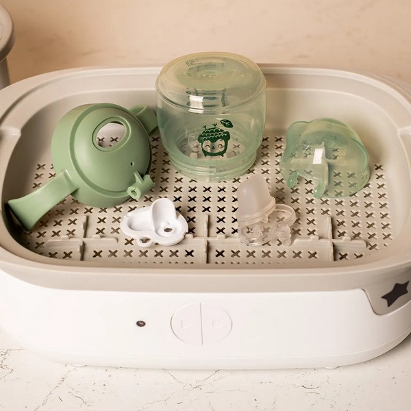 Продукт Tommee Tippee Soft Spout - Неразливаща се чаша с мек накрайник с антибактериална технология BACSHIELD, с дръжки, 150 мл, 4м+ - 0 - BG Hlapeta