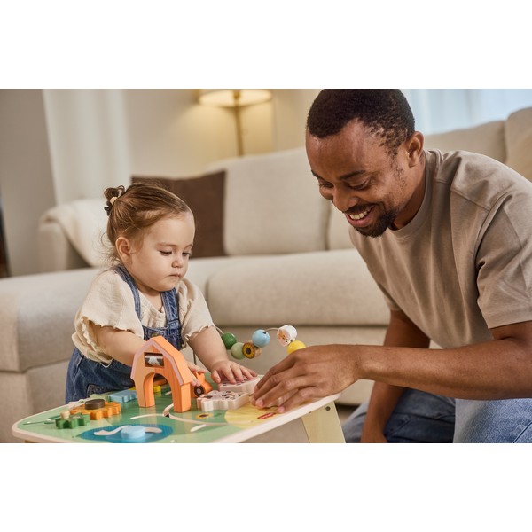 Продукт TINY LOVE Farmers Funday - Дървена маса с активности, 12м+ - 0 - BG Hlapeta