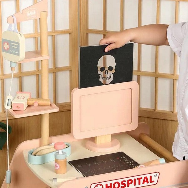 Продукт TEANTOYS Детска дървена медицинска количка - Болница с аксесоари - 0 - BG Hlapeta