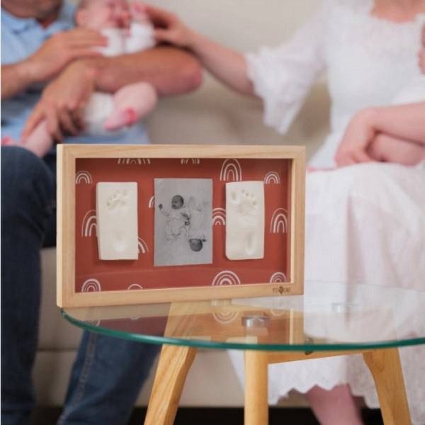 Продукт Petite ARTichaut - Дървена рамка за 2 бебешки отпечатъка и снимка - 0 - BG Hlapeta
