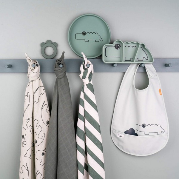 Продукт Done by Deer Stick and Stay Croco - Силиконова чиния с разделения и вакуум - 0 - BG Hlapeta