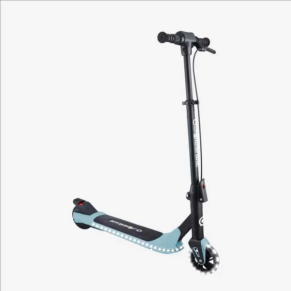 GLOBBER E-MOTION 8 - Електрическа тротинетка със светеща платформа и колела