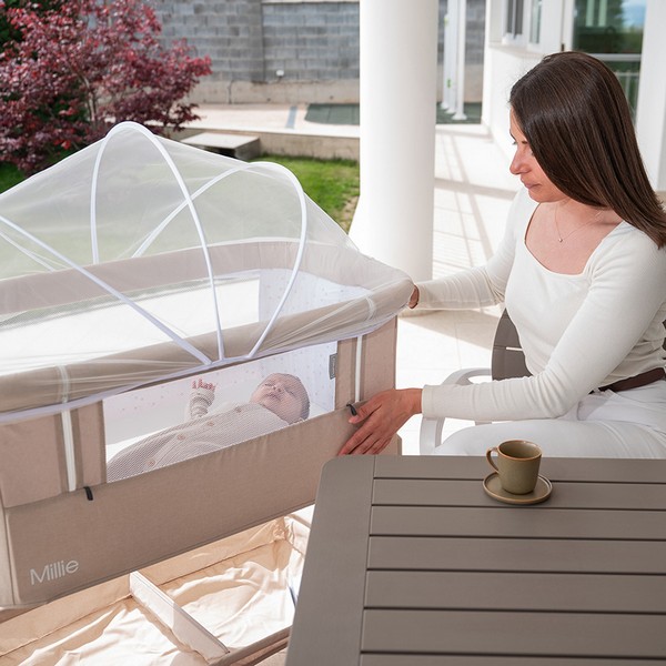 Продукт Lorelli MILLIE - Мини Кошара с ПАДАЩА ПРЕГРАДА - 0 - BG Hlapeta