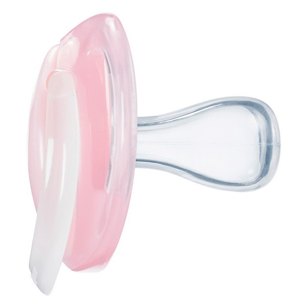 Продукт Tommee Tippee NIGHT TIME - Комплект от 2 бр. ортодонтични залъгалки със светеща в тъмното дръжка, 0-6м, в кутия за стерилизиране - 0 - BG Hlapeta