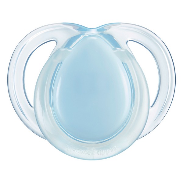 Продукт Tommee Tippee NIGHT TIME - Комплект от 2 бр. ортодонтични залъгалки със светеща в тъмното дръжка, 0-6м, в кутия за стерилизиране - 0 - BG Hlapeta