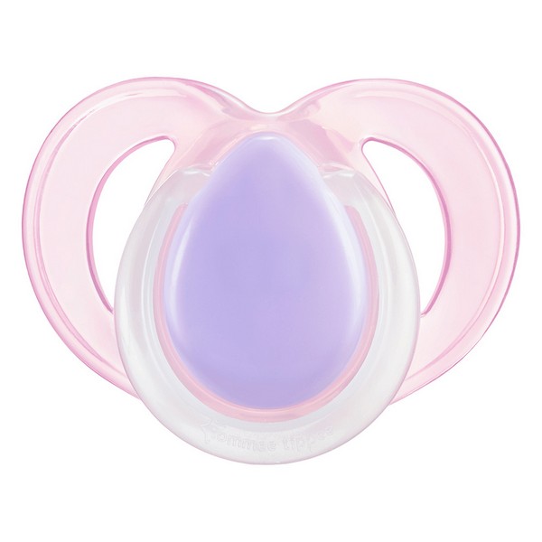 Продукт Tommee Tippee NIGHT TIME - Комплект от 2 бр. ортодонтични залъгалки със светеща в тъмното дръжка, 18-36м, в кутия за стерилизиране - 0 - BG Hlapeta