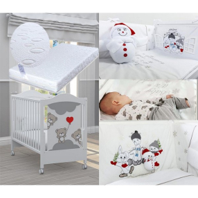 Bambino casa Tre Orsetti rosso - Креватче, матрак Primavera Baby Luxe+ПОДАРЪК Спален комплект Winter fairy tale 9 части Bambino casa Tre Orsetti rosso - Креватче, матрак Primavera Baby Luxe+ПОДАРЪК Спален комплект Winter fairy tale 9 части
