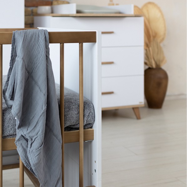 Продукт Faktum Flip White and Oak - Скрин за детска стая - 0 - BG Hlapeta