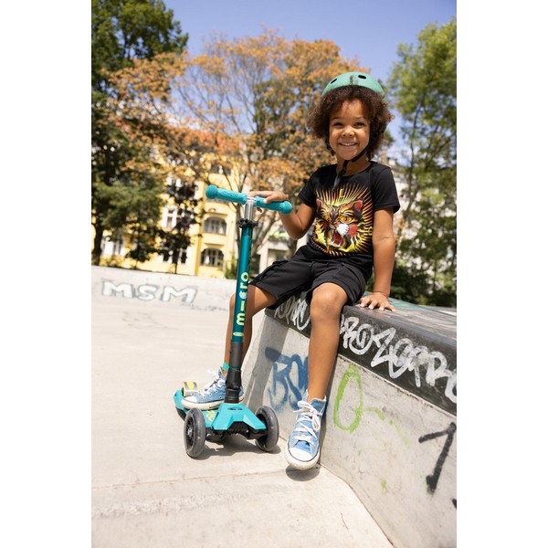 Продукт Micro Maxi Deluxe Foldable LED - Тротинетка - 0 - BG Hlapeta