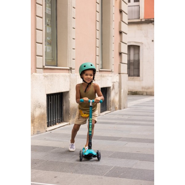 Продукт Micro Maxi Deluxe Foldable LED - Тротинетка - 0 - BG Hlapeta