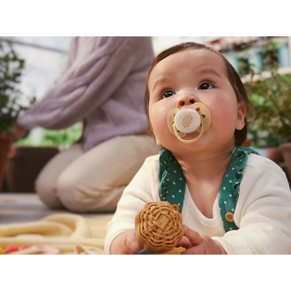 Продукт Philips Avent Ultra Soft - Night - Залъгалки + кутия за стерилизация (6-18м+, 2 бр.) - 0 - BG Hlapeta