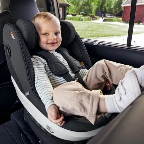 Продукт Комплект Besafe Beyond 360 Стол за кола + BeSafe Go Beyond Кошница + База - 0 - BG Hlapeta