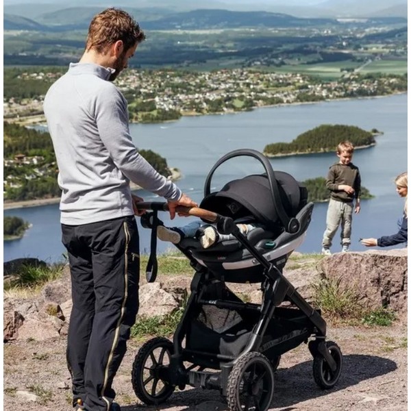 Продукт Комплект Besafe Beyond 360 Стол за кола + BeSafe Go Beyond Кошница + База - 0 - BG Hlapeta