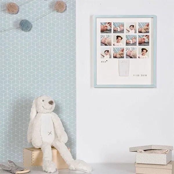 Продукт BABY ART  My Very First Year - Рамка за 12 снимки и отпечатък, естествено дърво - 0 - BG Hlapeta