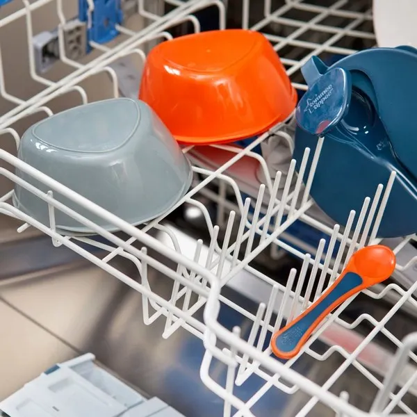 Продукт Tommee Tippee - Купи за храна с капак и лъжица 6m+ (2 бр./оп.) - 0 - BG Hlapeta