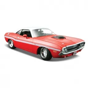 Maisto Кола 1970 Dodge Challenger, 1:24 Maisto Кола 1970 Dodge Challenger, 1:24