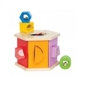 Hape - Дървенa игра с цветни форми за сортиране