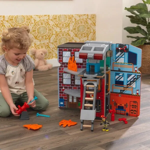 Продукт KidKraft - Комплект за игра с трансформиращ се пожарен камион 2-в-1 - 0 - BG Hlapeta