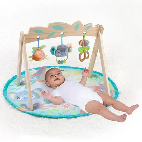 Продукт Playgro Fauna Friends - Активна гимнастика с дървена арка, с три свалящи се играчки и подплатено кръгло килимче, 0м+ - 0 - BG Hlapeta