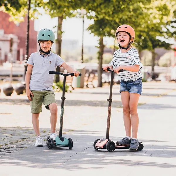 Продукт Scoot and Ride Highwaykick 5 LED - Тротинетка - 0 - BG Hlapeta