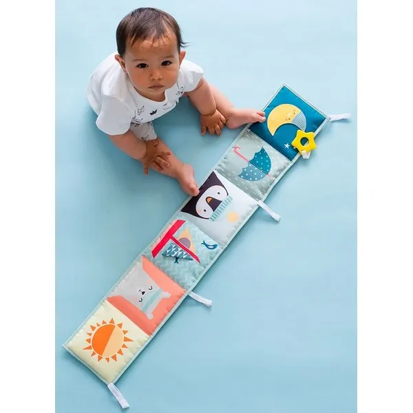 Продукт Taf Toys Северен полюс - Детска книжка с активности - 0 - BG Hlapeta